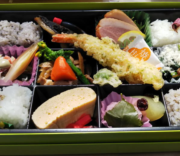 japanese-food-hanami-bento